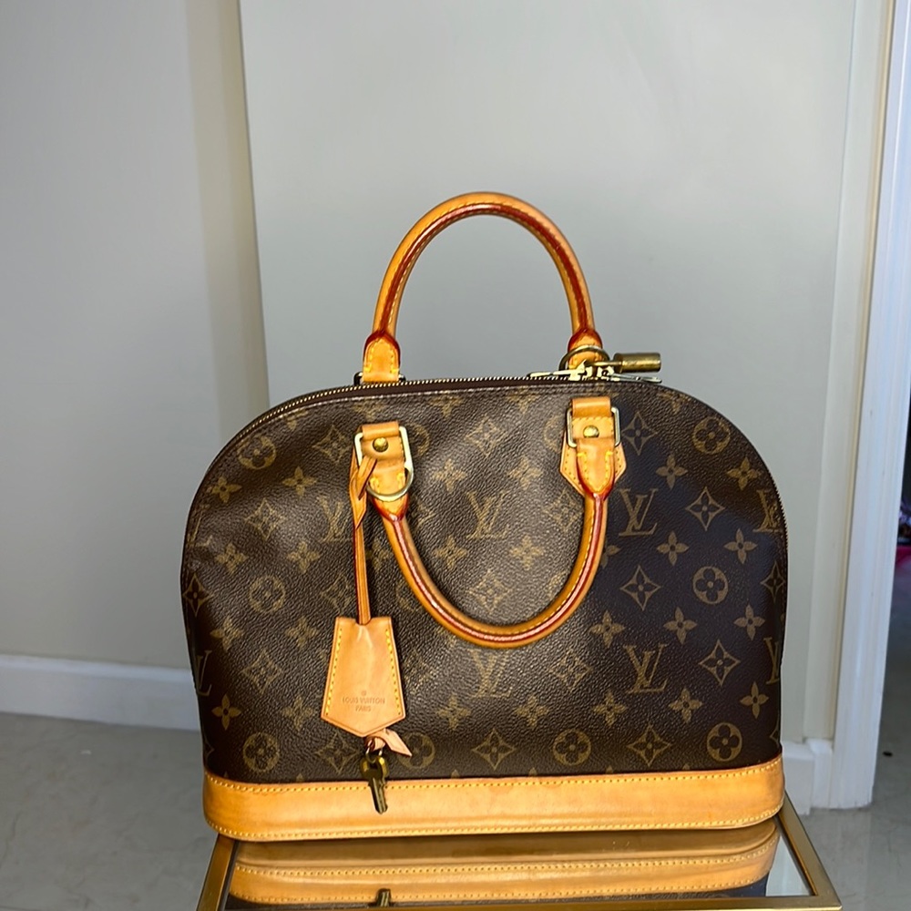 Louis Vuitton Alma bag